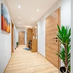Lakeside Appartments *