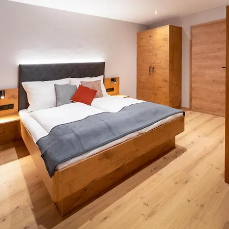 Lakeside Appartments