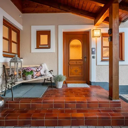 Lakeside Appartments ゴールデック